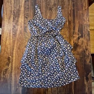 LAST CHANCE: Floral Navy Dress (12)